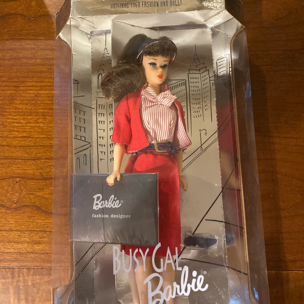 Busy girl Barbie